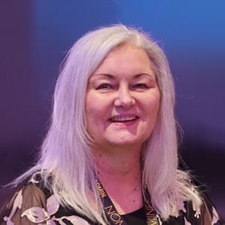 testimonial-madonna-crawford